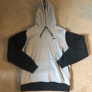 Nike sweatshirt